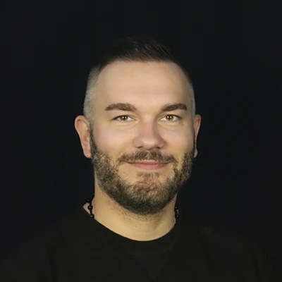 A headshot of Dr. Haris Dzubur, an Optometrist at Oko Medical EyeCare.